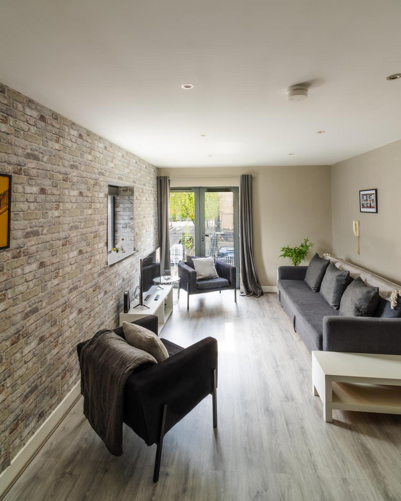 Belfast Quarters: Modern City Centre Hub 3 Bed Apartment Exterior photo